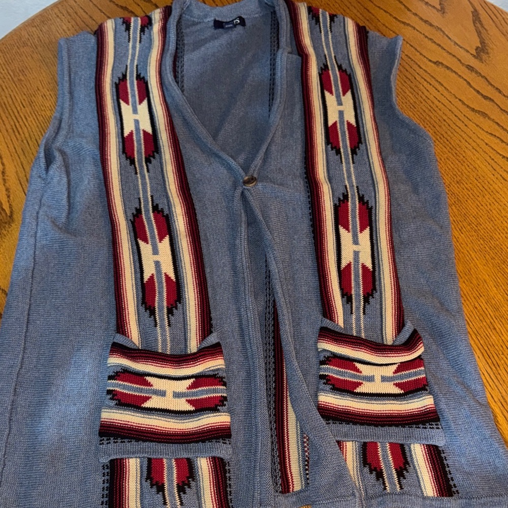 Chaps Blue and Red Patterned Cardigan